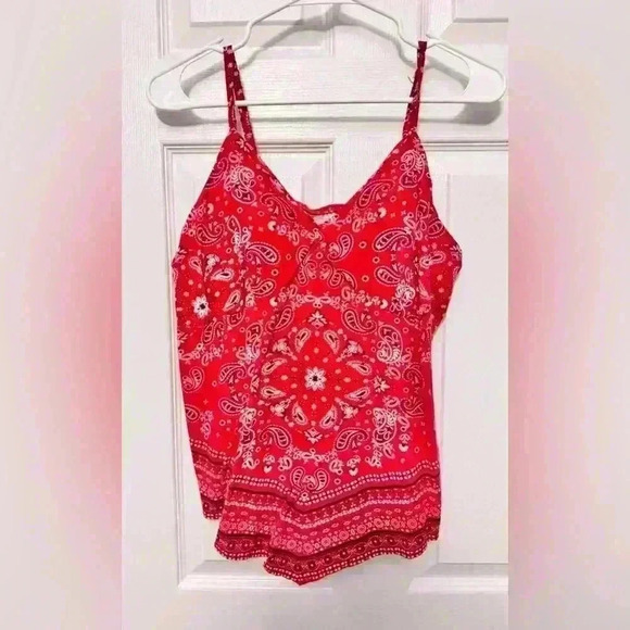 No Boundaries Red and White Paisley Bandana Style Flowy Tank Top - Size 2XL - Picture 8 of 8